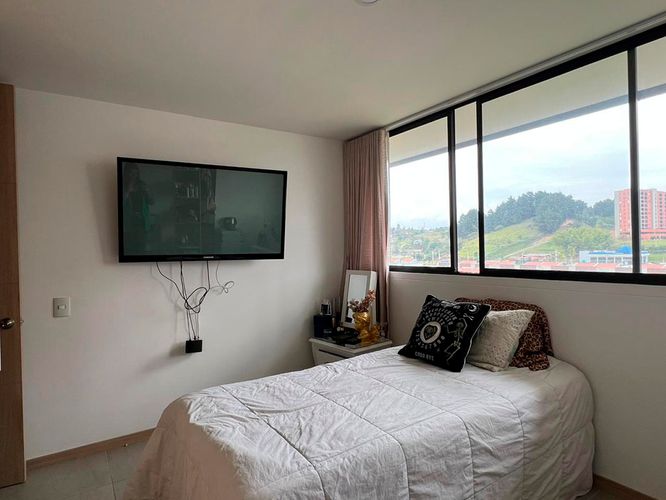 Apartamento de 3 alcobas en venta en Llano Grande, Rionegro, 153 m² · foto 8 de 16