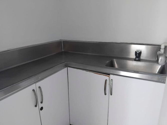 Local en arriendo en El Poblado, Medellín, 42 m² · foto 7 de 8