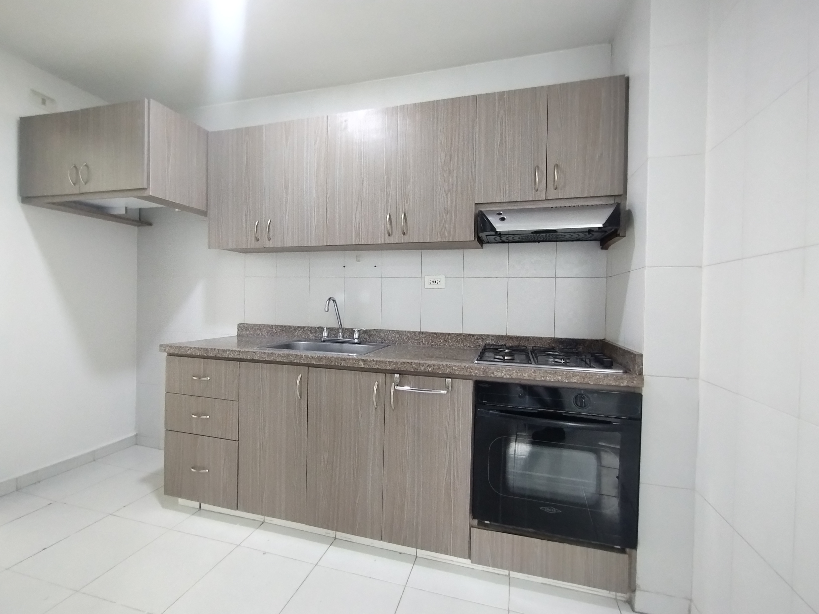 Apartamento en arriendo en El Castillo, Barranquilla · foto 8 de 16