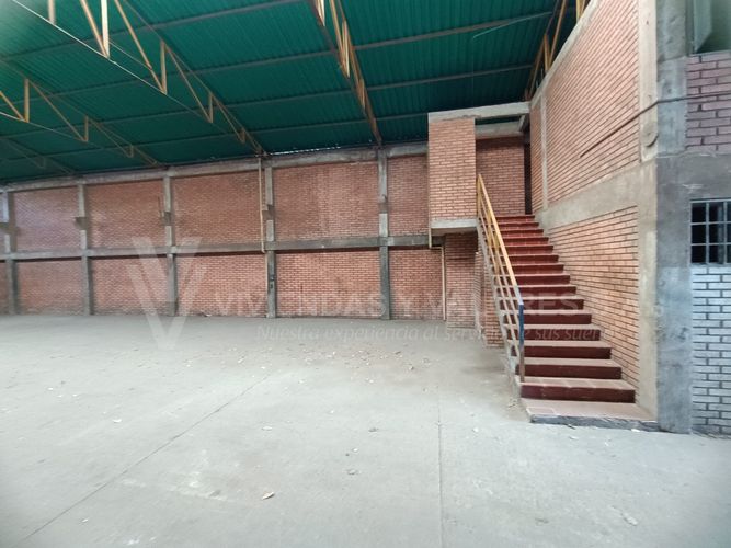 Bodega en arriendo en El Ojito, Cúcuta, 526 m² · foto 6 de 8