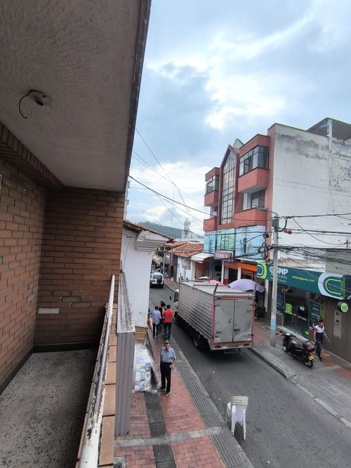 Casa de 8 alcobas en arriendo en Campo Verde, Piedecuesta, 480 m² · foto 3 de 24