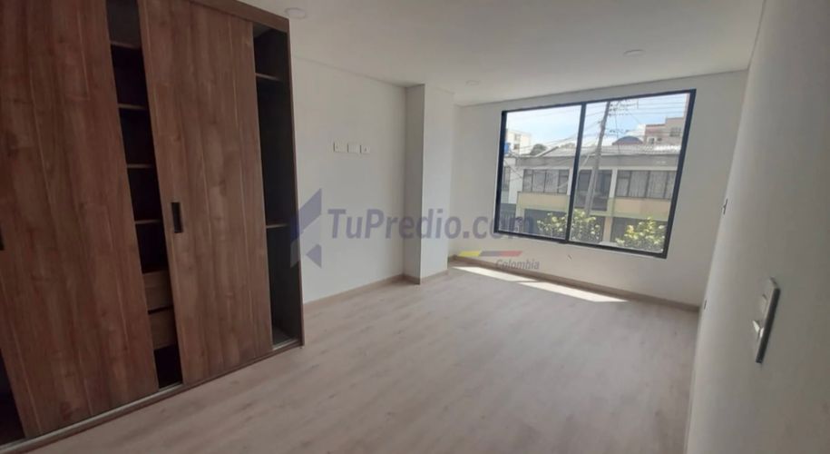 Apartamento de 2 alcobas en venta en Quinta Paredes, Bogotá, 81 m² · foto 9 de 24