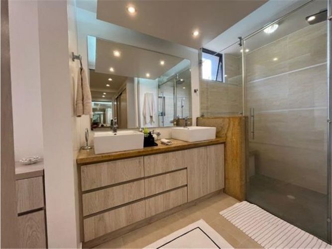 Apartamento de 4 alcobas en venta en Aguacatal, Cali, 330 m² · foto 11 de 17