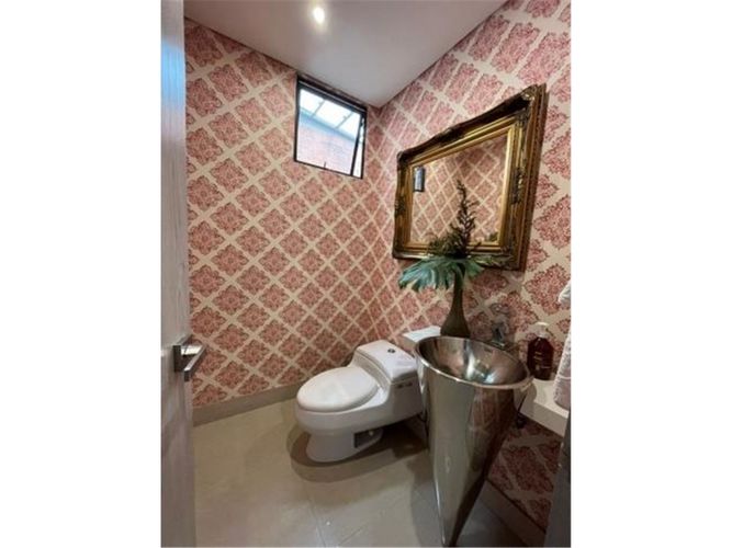 Apartamento de 4 alcobas en venta en Aguacatal, Cali, 330 m² · foto 12 de 17
