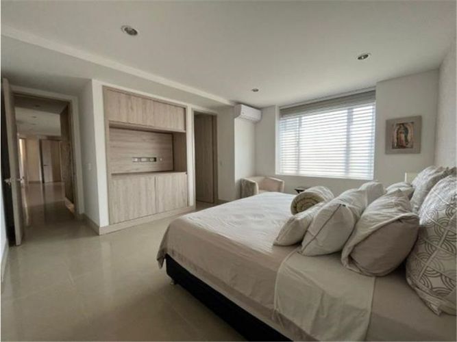 Apartamento de 4 alcobas en venta en Aguacatal, Cali, 330 m² · foto 14 de 17