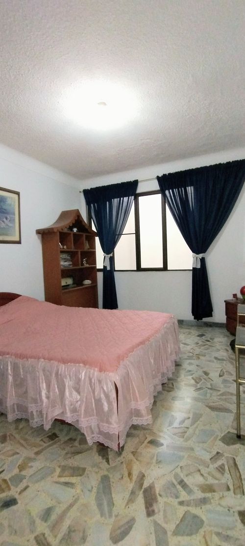Casa de 10 alcobas en venta en Mayapan Las Vegas, Cali, 450 m² · foto 7 de 24