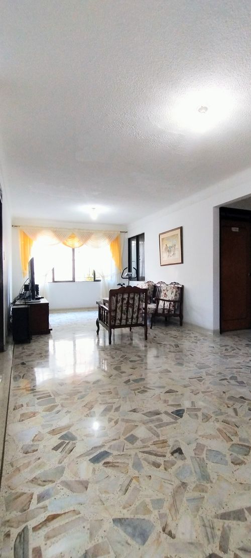 Casa de 10 alcobas en venta en Mayapan Las Vegas, Cali, 450 m² · foto 11 de 24