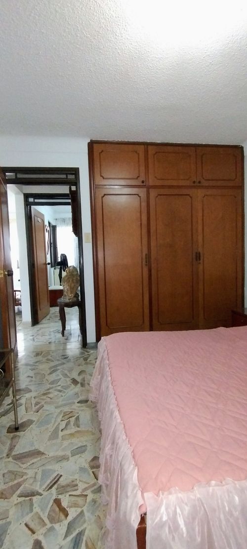 Casa de 10 alcobas en venta en Mayapan Las Vegas, Cali, 450 m² · foto 18 de 24