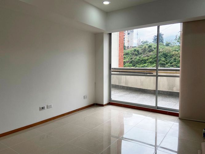 Apartamento de 2 alcobas en arriendo en Vegas De La Doctora, Sabaneta, 90 m² · foto 2 de 20