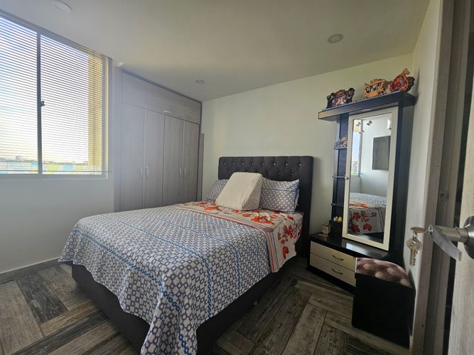 Apartamento de 2 alcobas en venta en Altos De Alcatraz, Girardot, 58 m² · foto 3 de 23