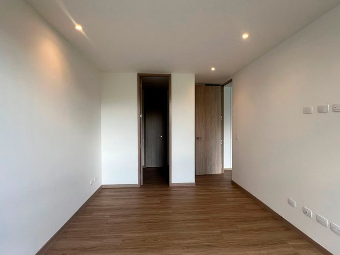 Apartamento de 3 alcobas en venta en El Porvenir, Rionegro, 166 m² · foto 5 de 14