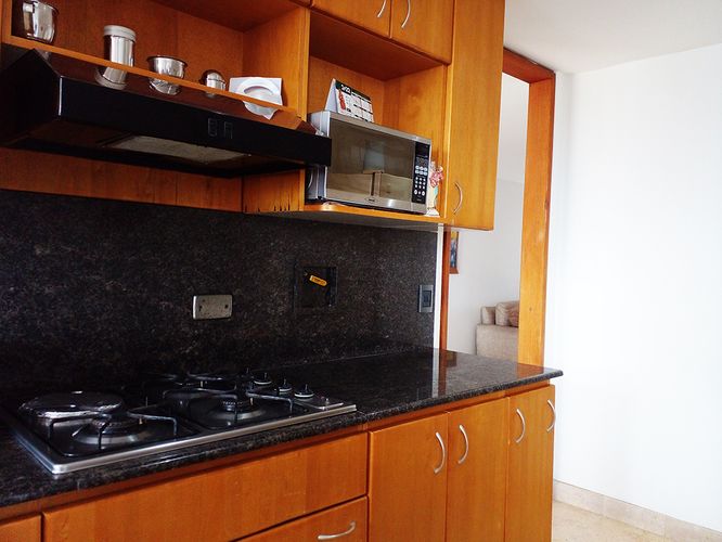 Apartamento de 3 alcobas en venta en El Poblado, Medellín, 148 m² · foto 6 de 20