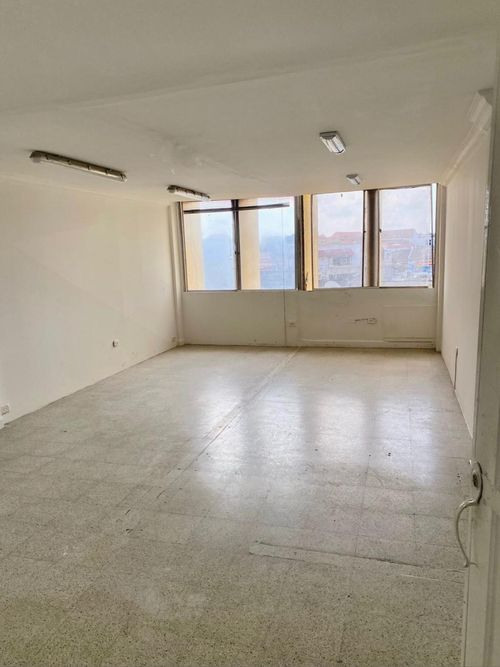 Oficina en arriendo en La Matuna, Cartagena, 35 m² · foto 2 de 3