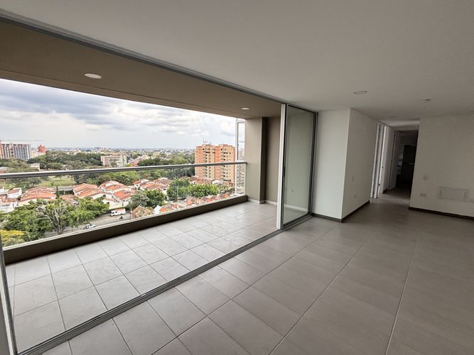 Apartamento de 3 alcobas en venta en Seminario, Cali, 110 m² · foto 4 de 19