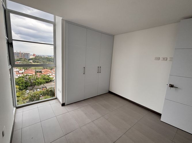 Apartamento de 3 alcobas en venta en Seminario, Cali, 110 m² · foto 9 de 19
