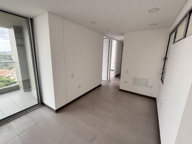 Apartamento de 3 alcobas en venta en Seminario, Cali, 110 m² · foto 10 de 19