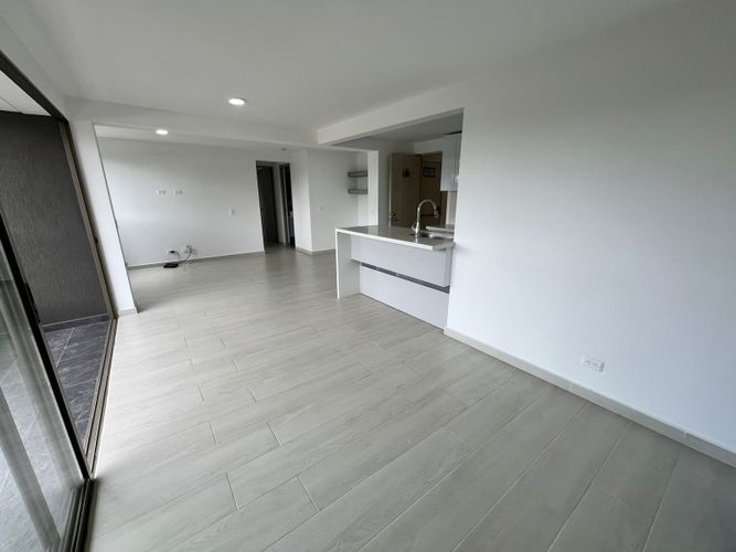 Apartamento de 2 alcobas en venta en El Porvenir, Rionegro, 80 m² · foto 3 de 24