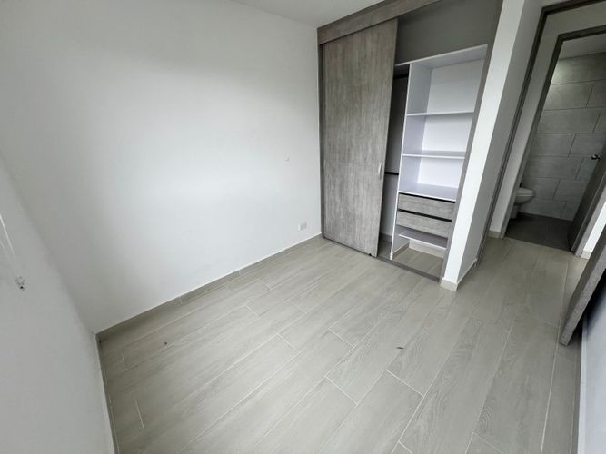 Apartamento de 2 alcobas en venta en El Porvenir, Rionegro, 80 m² · foto 10 de 24