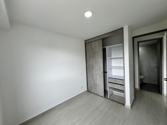 Apartamento de 2 alcobas en venta en El Porvenir, Rionegro, 80 m² · foto 17 de 24