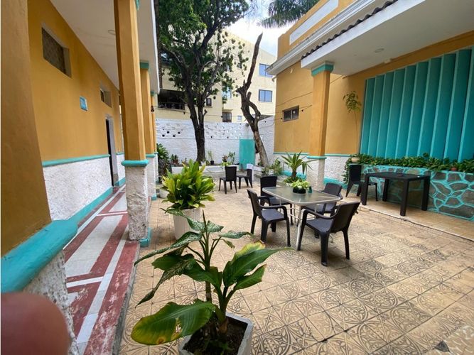 Casa de 9 alcobas en venta en Manga, Cartagena, 402 m² · foto 11 de 18