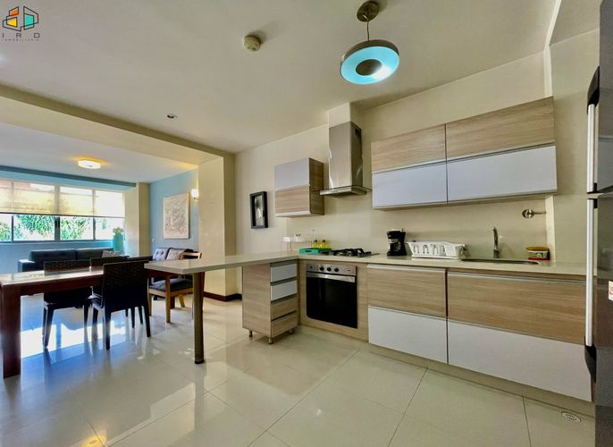 Apartamento de 5 alcobas en arriendo en Conquistadores, Medellín, 160 m² · foto 12 de 24