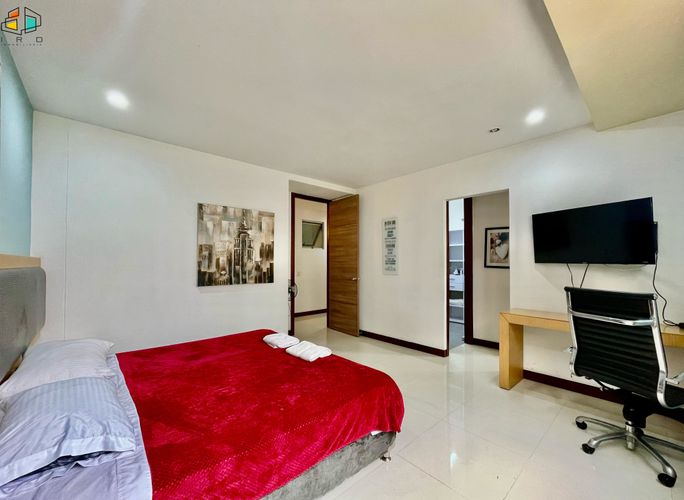 Apartamento de 5 alcobas en arriendo en Conquistadores, Medellín, 160 m² · foto 17 de 24