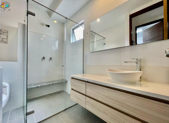 Apartamento de 5 alcobas en arriendo en Conquistadores, Medellín, 160 m² · foto 22 de 24