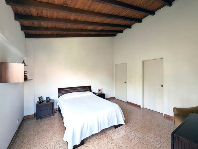 Apartamento de 4 alcobas en venta en El Poblado, Medellín, 223 m² · foto 20 de 24