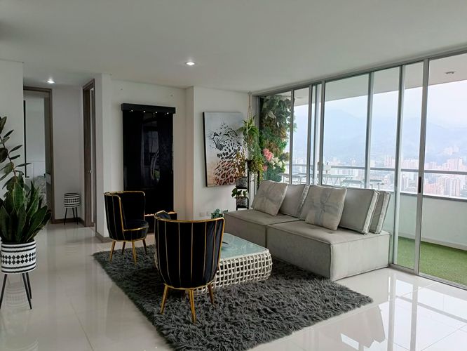 Apartamento en venta en San Agustin Suramerica, La Estrella · foto 3 de 20