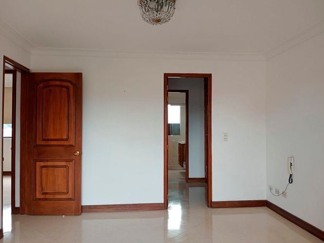 Apartamento de 3 alcobas en arriendo en Laureles, Medellín, 150 m² · foto 4 de 17
