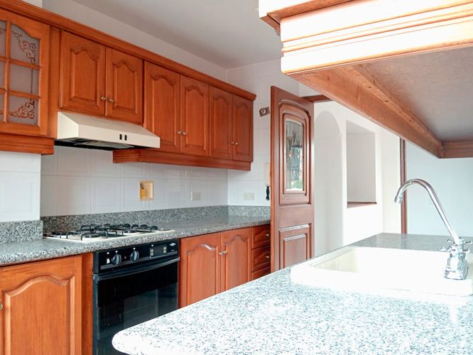 Apartamento de 3 alcobas en arriendo en Laureles, Medellín, 150 m² · foto 7 de 17