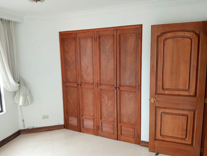 Apartamento de 3 alcobas en arriendo en Laureles, Medellín, 150 m² · foto 10 de 17