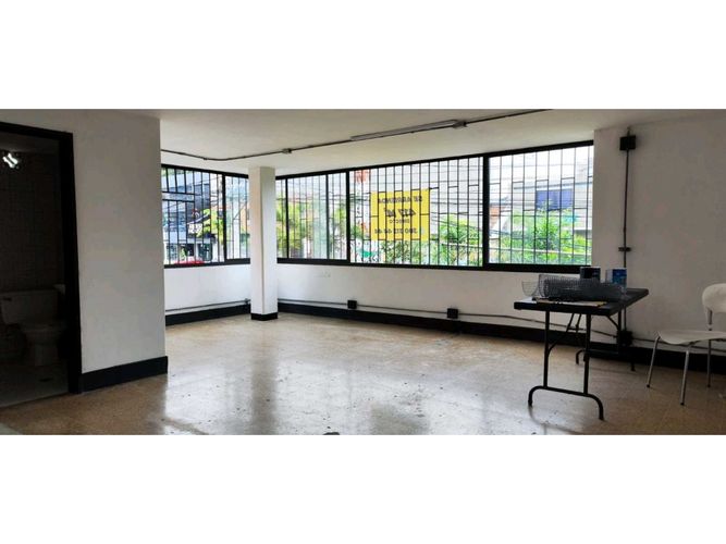 Bodega en arriendo en San Fernando, Medellín, 414 m² · foto 10 de 14
