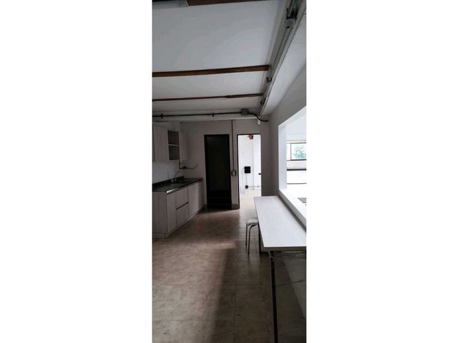 Bodega en arriendo en San Fernando, Medellín, 414 m² · foto 12 de 14