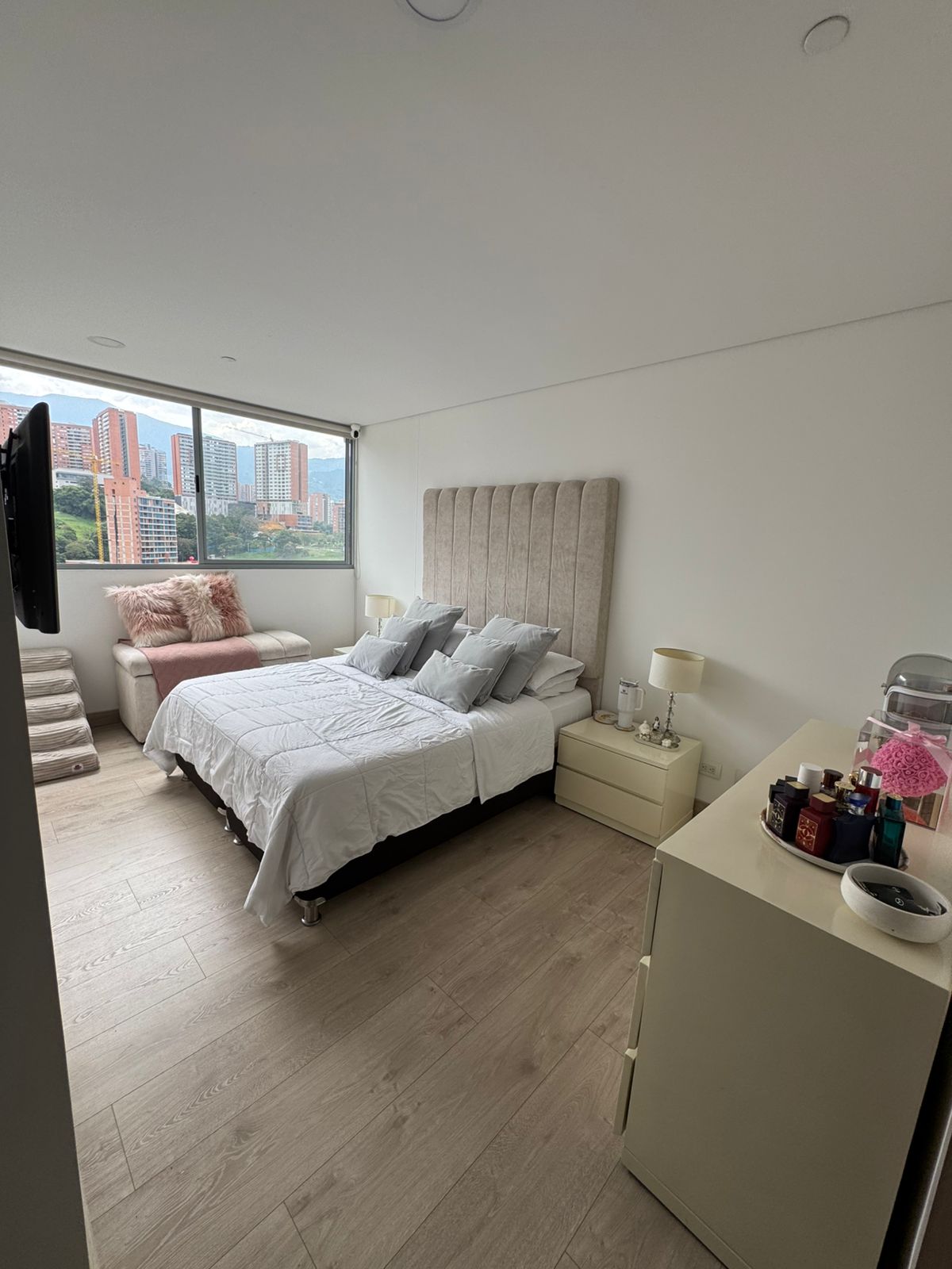 Apartamento en venta en Loma Del Chocho, Envigado · foto 5 de 10