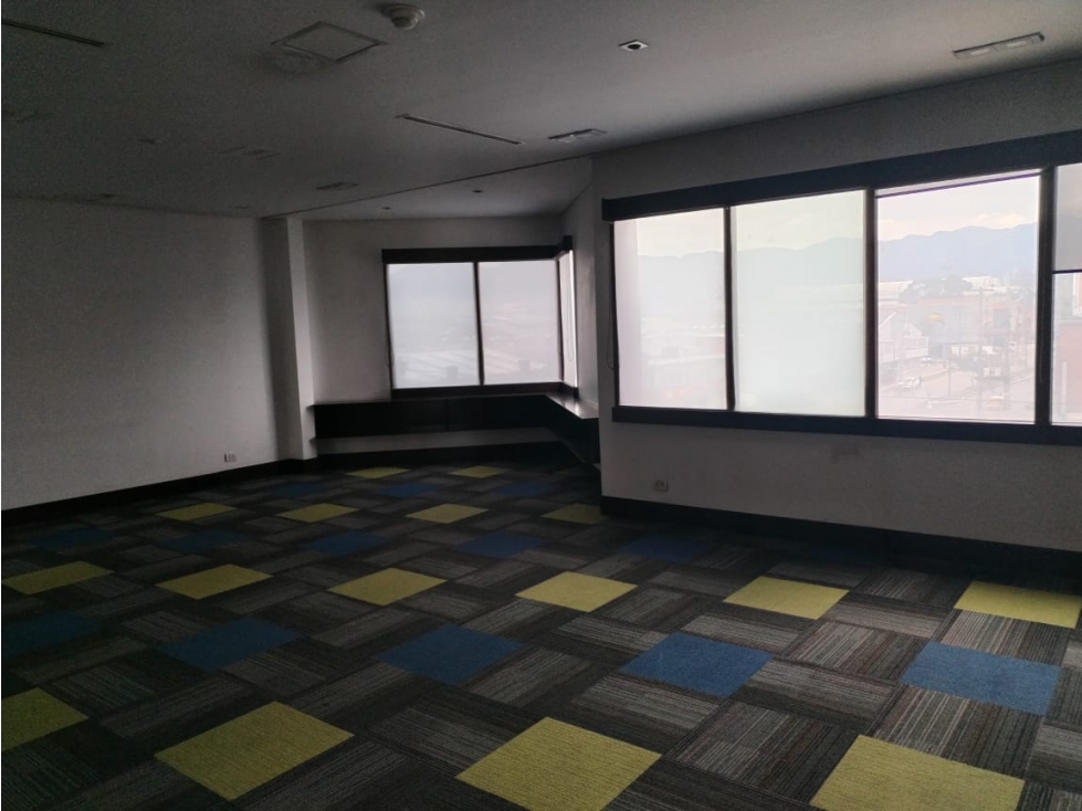 Edificio en  Arriendo en Puente aranda, Bogotá - Miniatura 12