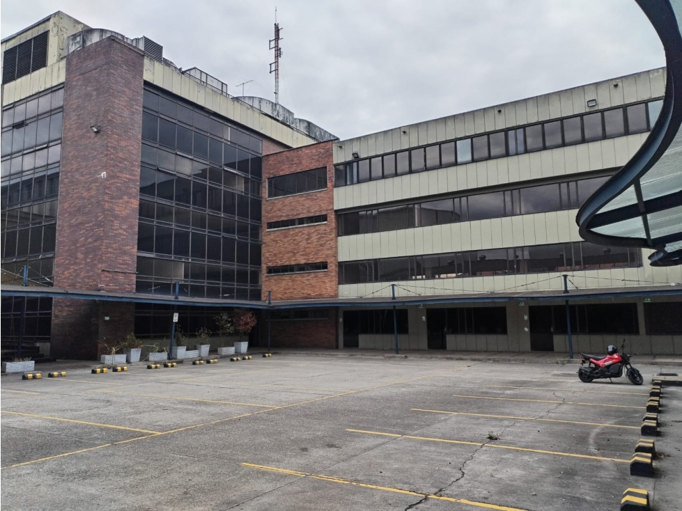 Edificio en  Arriendo en Puente aranda, Bogotá - Miniatura 24
