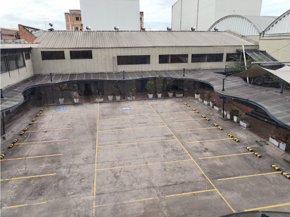 Edificio en  Arriendo en Puente aranda, Bogotá - Miniatura 25
