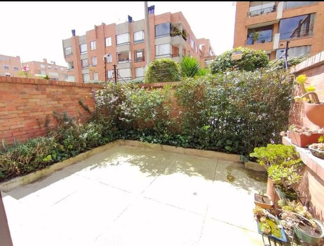 Casa de 3 alcobas en venta en Chicó Navarra, Bogotá, 178 m² · foto 3 de 16