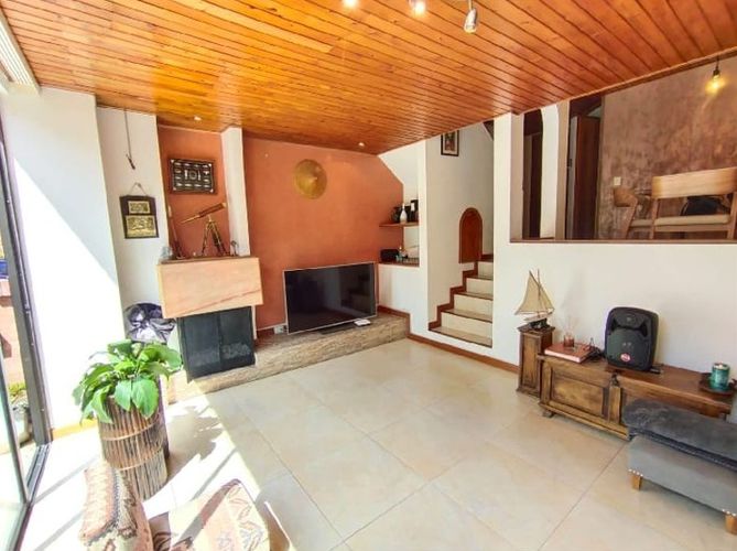 Casa de 3 alcobas en venta en Chicó Navarra, Bogotá, 178 m² · foto 7 de 16