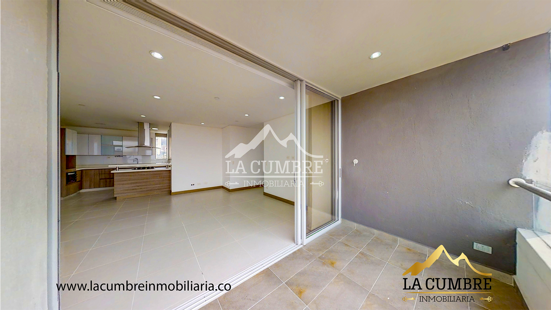 Apartamento en arriendo en Lalinde, Medellín · foto 6 de 17