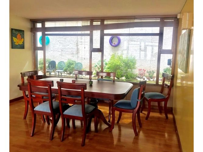 Casa de 6 alcobas en venta en Ingemar, Bogotá, 652 m² · foto 3 de 17