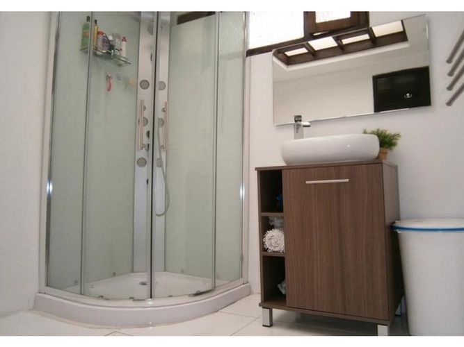 Casa de 6 alcobas en venta en Ingemar, Bogotá, 652 m² · foto 8 de 17