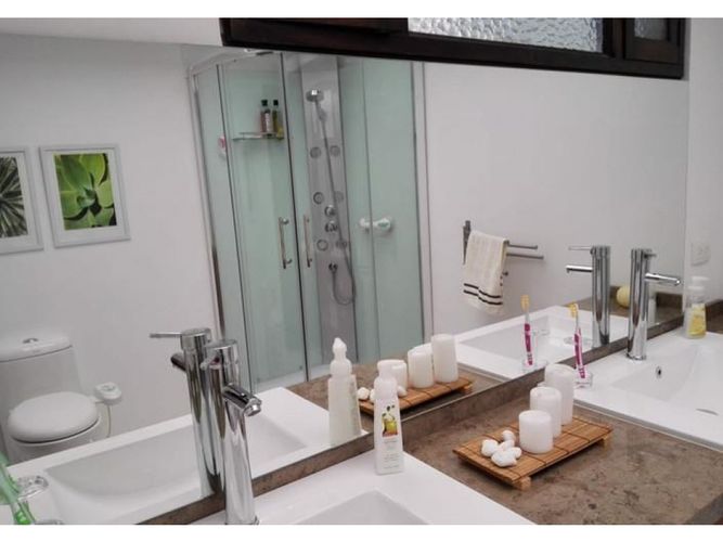 Casa de 6 alcobas en venta en Ingemar, Bogotá, 652 m² · foto 9 de 17