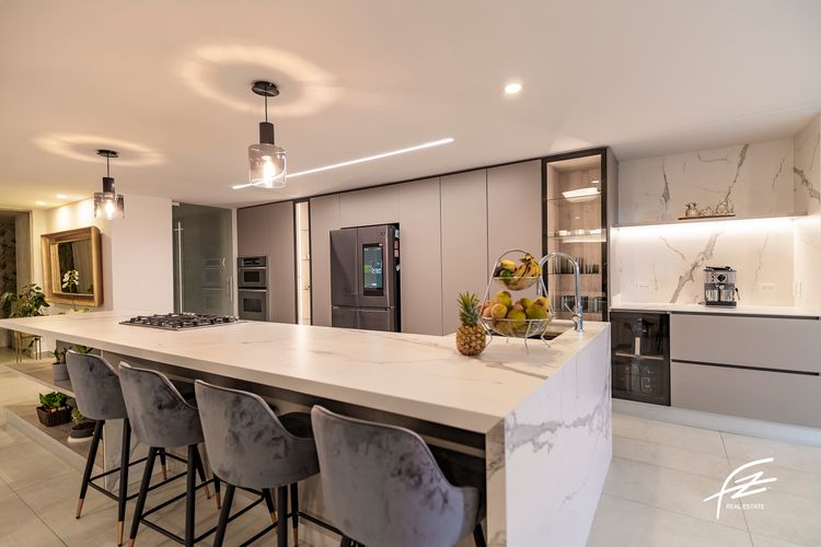 Casa de 5 alcobas en venta en San Lucas, Medellín, 550 m² · foto 7 de 24