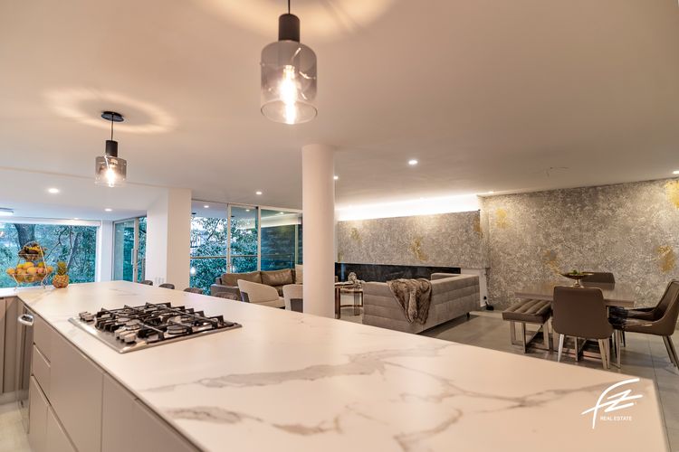 Casa de 5 alcobas en venta en San Lucas, Medellín, 550 m² · foto 11 de 24