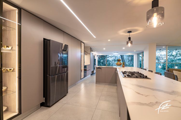 Casa de 5 alcobas en venta en San Lucas, Medellín, 550 m² · foto 18 de 24