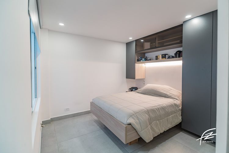Casa de 5 alcobas en venta en San Lucas, Medellín, 550 m² · foto 21 de 24