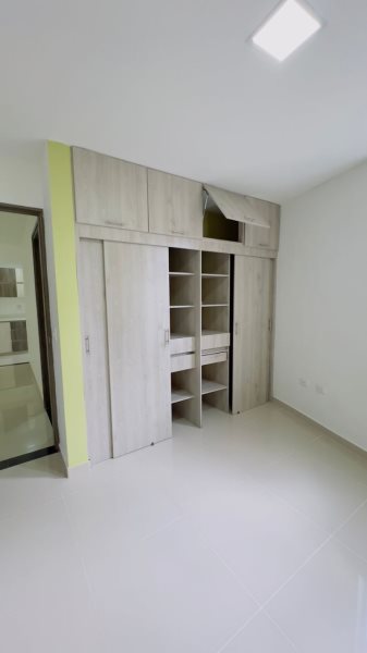 Apartamento en arriendo en Centro, Rionegro · foto 8 de 13