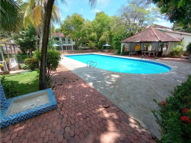 Casa de 5 alcobas en venta en Girardot, Ricaurte, 360 m² · foto 6 de 24
